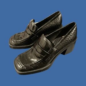NWT Zara Block Heel Penny Loafer Size 36/6